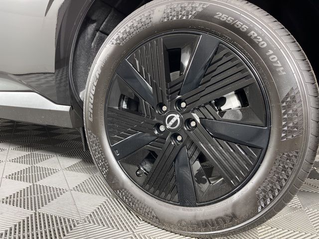 2025 Super Black Nissan Murano SV FWD SUV