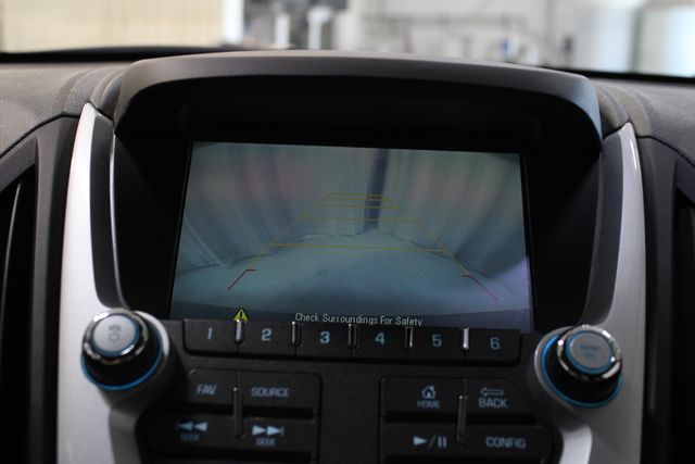 Used 2016 Blue Chevrolet LT image 4