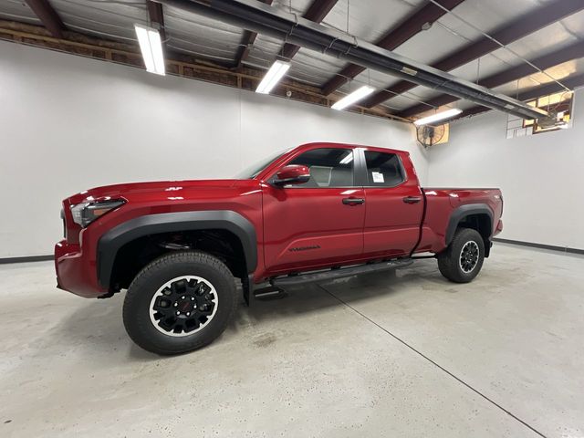 2025 Toyota Tacoma TRD Off-Road Double Cab photo 3