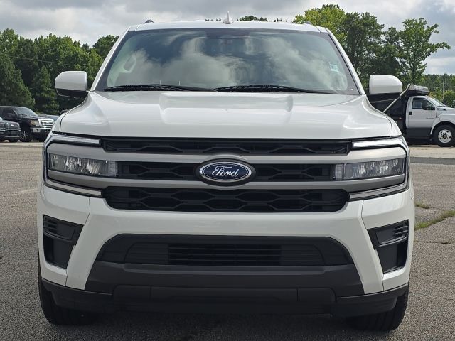 2024 Ford Expedition XLT:B02482