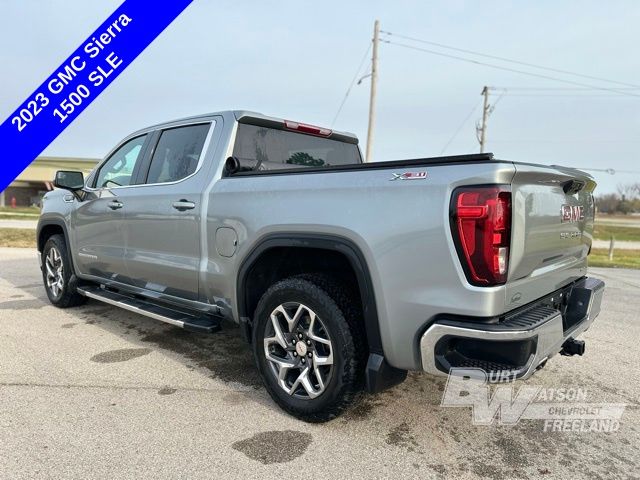 2023 GMC Sierra 1500 SLE 3