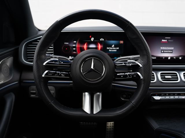 Used 2024  Mercedes-Benz GLS 450 image 23