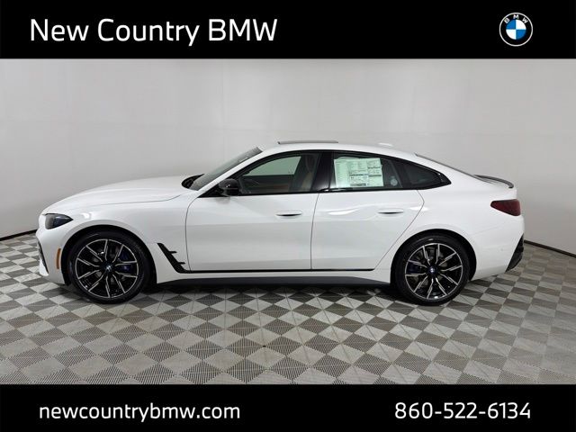 New 2026 White BMW xDrive40 image 4