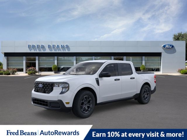 Oxford White 2026 Ford Maverick XLT SuperCrew AWD Pickup Truck All-Wheel Drive 8-Speed Automatic