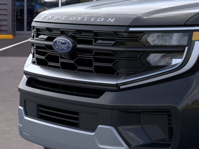 New 2026 Black Ford Platinum image 17