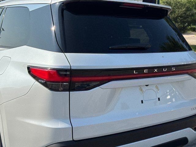 2025 Lexus TX 500h F SPORT Performance Premium photo 10