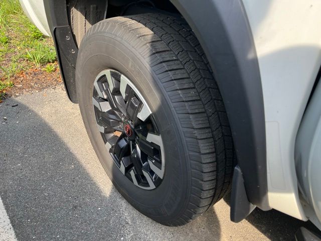 Used 2023 Nissan Frontier Truck