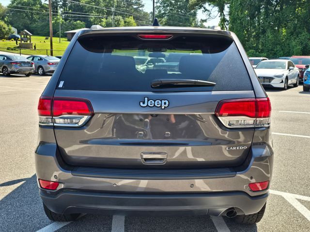 2020 Jeep Grand Cherokee Laredo E:B02330