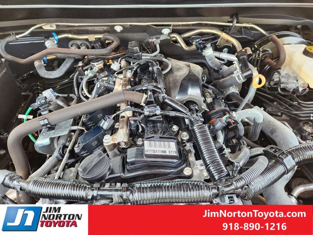Used 2025 Toyota Tacoma Truck