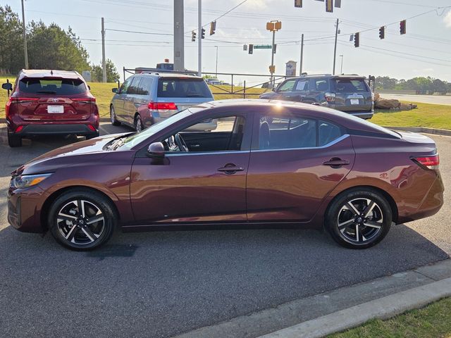 Used 2024  Nissan SV image 4