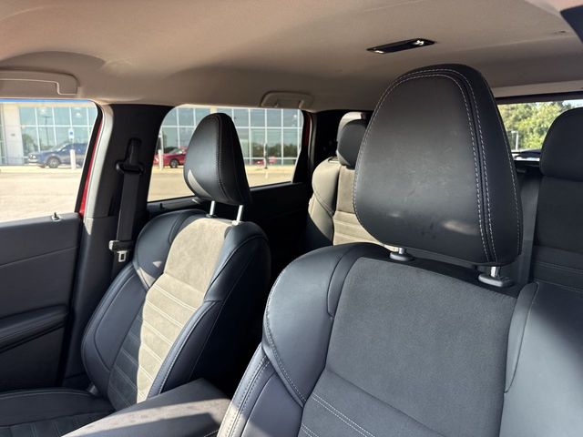 Used 2025 Mitsubishi Outlander SUV