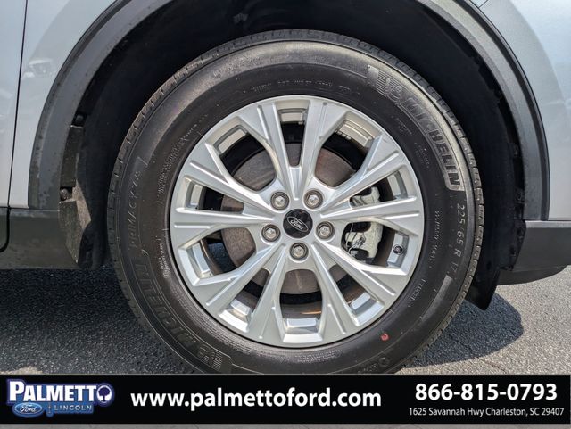 used 2024 Ford Escape car, priced at $26,997