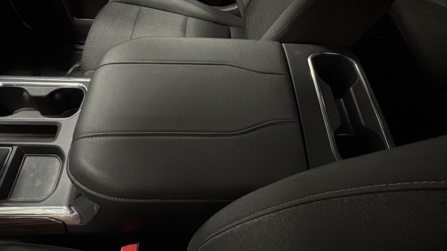 Used 2024 Summit White Chevrolet RST image 20