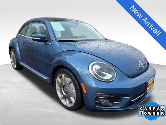 2019 Volkswagen Beetle 2.0T SE Hatchback FWD