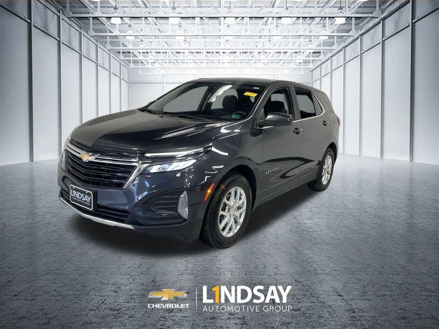 2022 Chevrolet Equinox LT FWD with 1LT