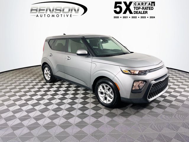 Steel Gray 2022 Kia Soul LX FWD SUV / Crossover Front-Wheel Drive Continuously Variable Transmission