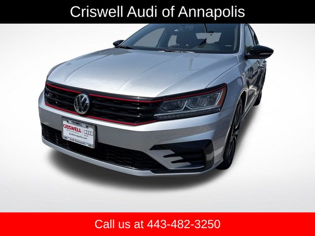 Reflex Silver Metallic 2018 Volkswagen Passat Sedan Front-Wheel Drive 6-Speed Dual Clutch