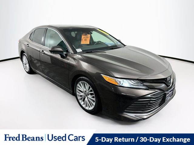 Predawn Gray Mica 2018 Toyota Camry Sedan Front-Wheel Drive 8-Speed Automatic