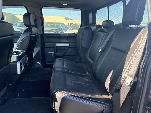 2020 Ford F-350SD Lariat photo