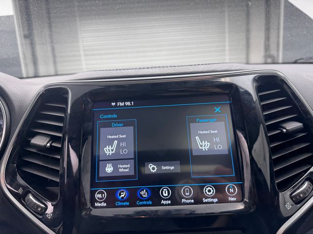 2019 Bright White Clearcoat Jeep Cherokee Limited 4X4 SUV