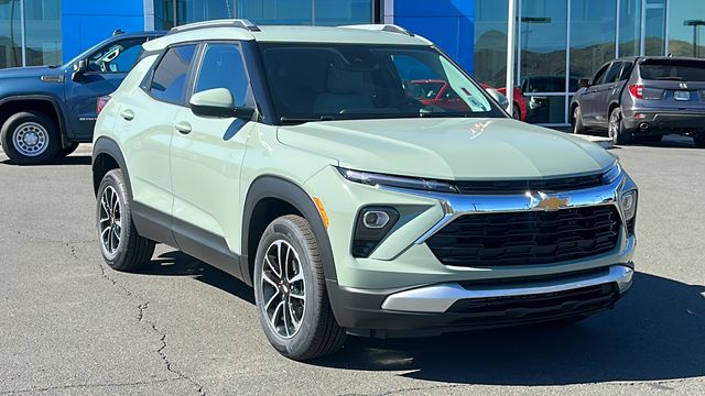 2025 Chevrolet TrailBlazer LT 2