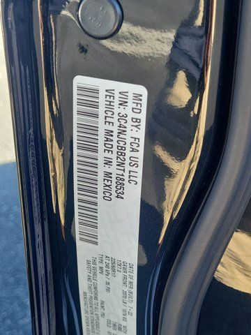 Used 2022 Black Jeep Latitude image 32