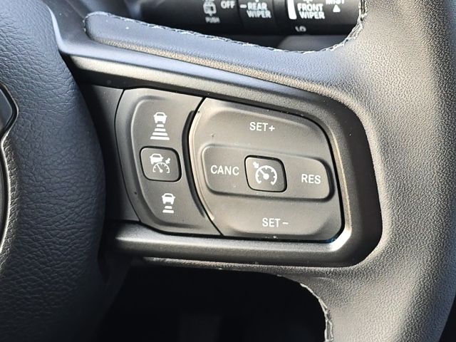 2025 Jeep Wrangler Rubicon 4xe:B02249