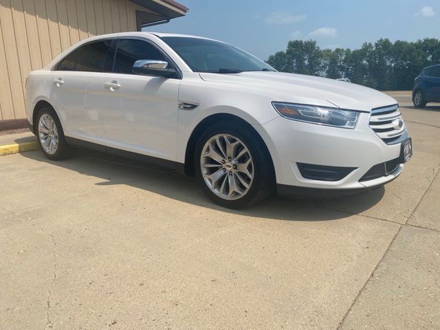 2019 Ford Taurus Limited