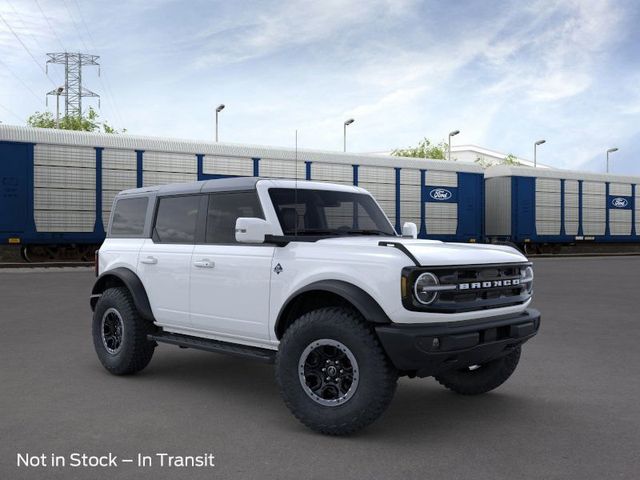 2024 Ford Bronco Outer Banks 7