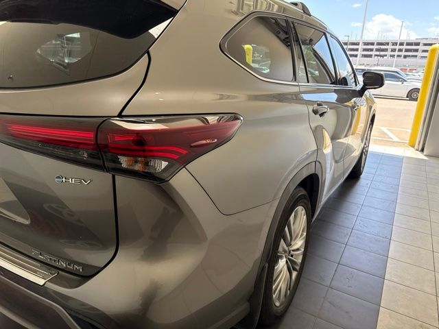 2025 Toyota Highlander Hybrid Platinum  at Toyota of Victoria