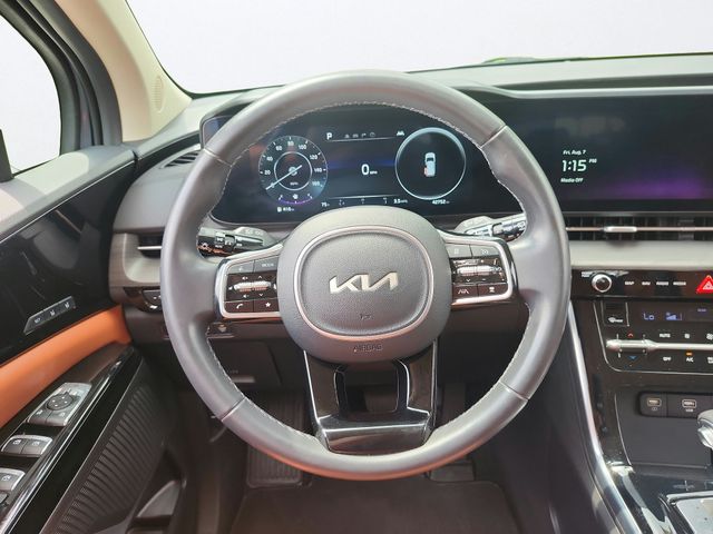 Used 2024 Kia Carnival Van