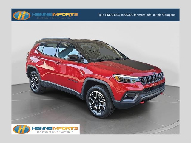 Red Hot Pearlcoat 2025 Jeep Compass SUV / Crossover Four-Wheel Drive 8-Speed Automatic