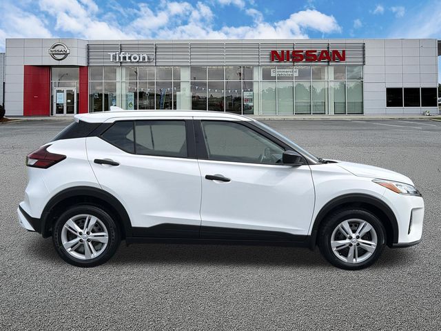 Used 2024 Nissan Kicks SUV