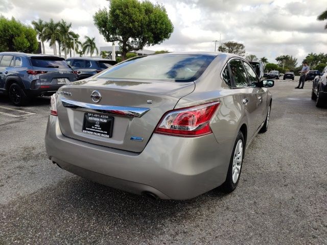 2013 Nissan Altima 2.5 S 7