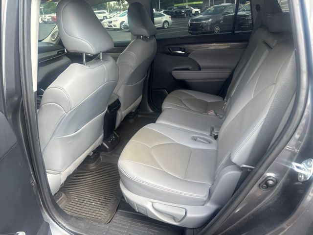 2020 Toyota Highlander Limited - Photo 14