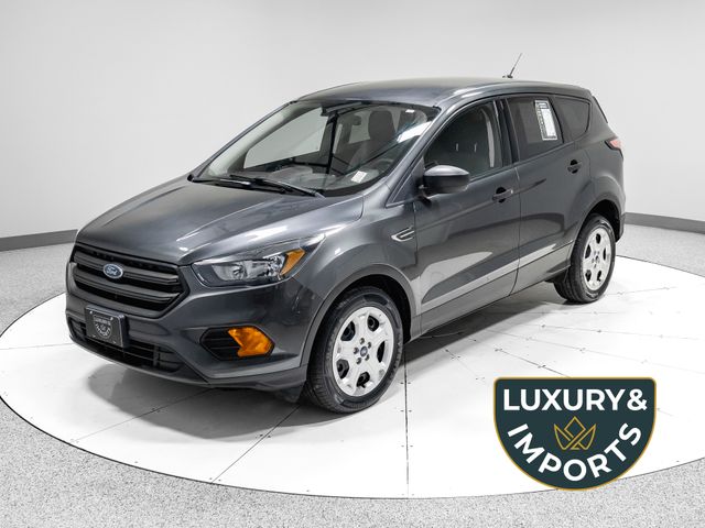 Gray (Magnetic Metallic) 2018 Ford Escape S FWD SUV / Crossover Front-Wheel Drive 6-Speed Automatic