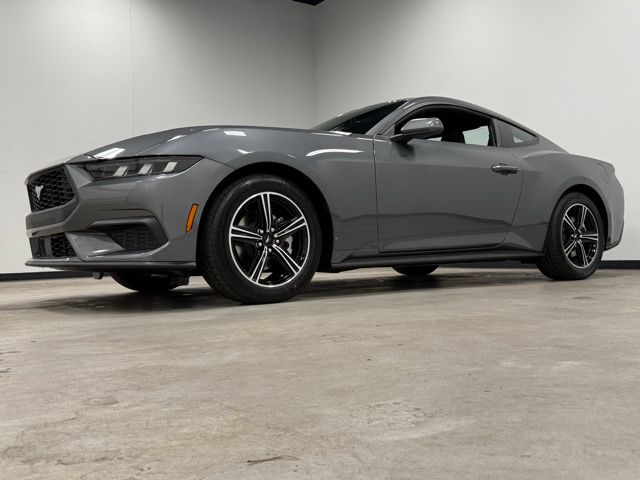 2025 Ford Mustang EcoBoost photo
