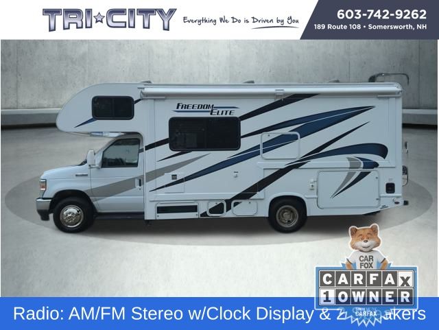 2023 Ford E-450 photo 3