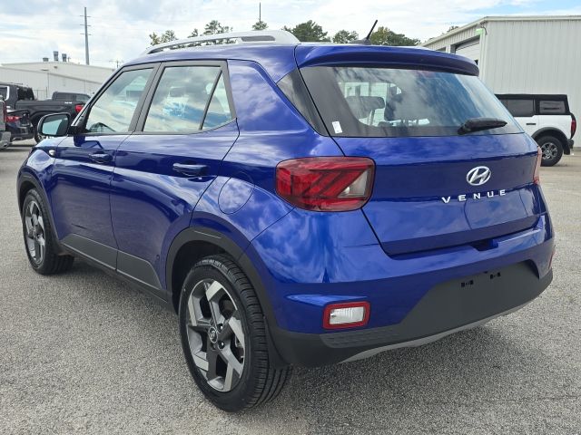 2024 Hyundai Venue Limited:B01873