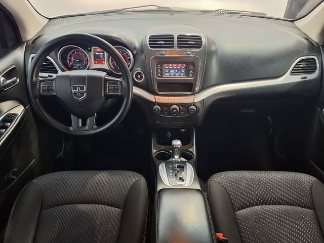 2019 Dodge Journey SE Silver at North Houston Mitsubishi