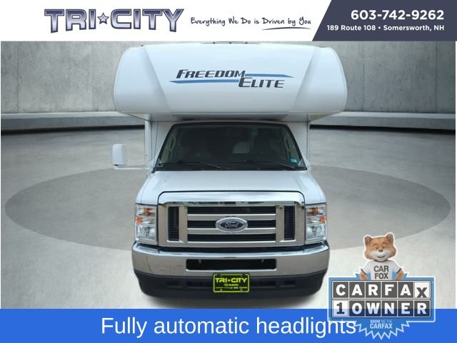 2023 Ford E-450 photo 9