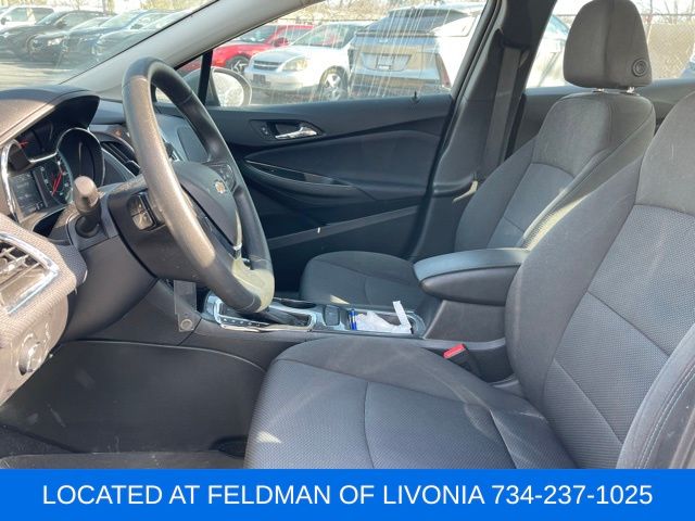 Used 2018 Chevrolet Cruze For Sale in Livonia, MI