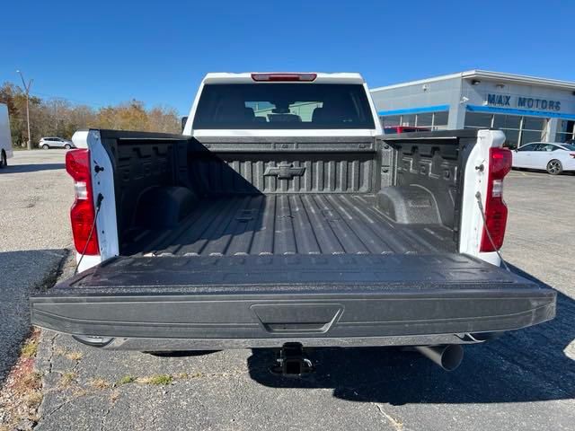 2025 Chevrolet Silverado 3500HD LT 12