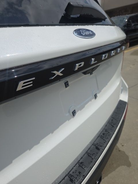 New 2026 Ford Explorer SUV