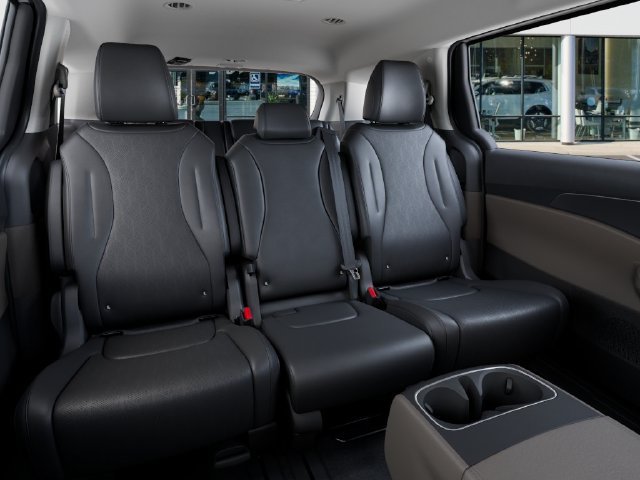 New 2027 Kia Carnival MPV Van