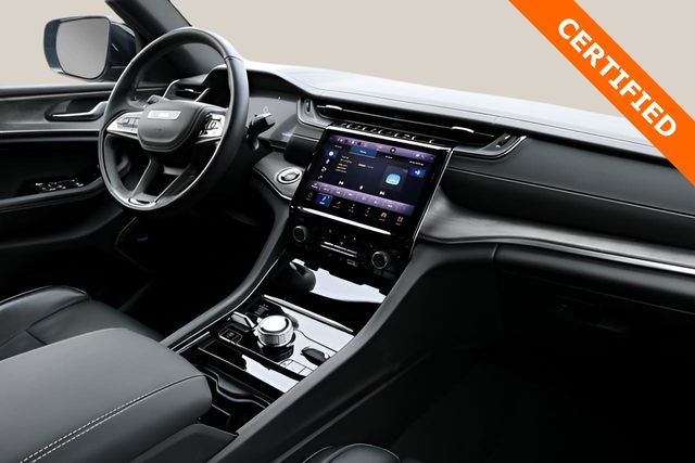 Used Car 2022 Jeep Grand Cherokee  Overland For Sale Under $40,000 In Austin, Texas