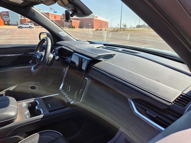 2025 GMC Acadia AWD Denali