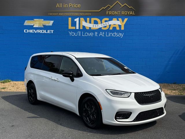 Bright White Clearcoat 2024 Chrysler Pacifica Hybrid Minivan Front-Wheel Drive Continuously Variable Transmission