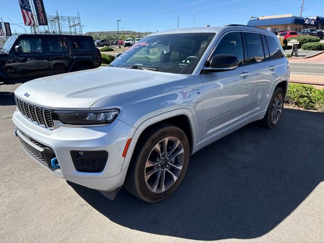 2022 Jeep Grand Cherokee 4xe Overland 4WD