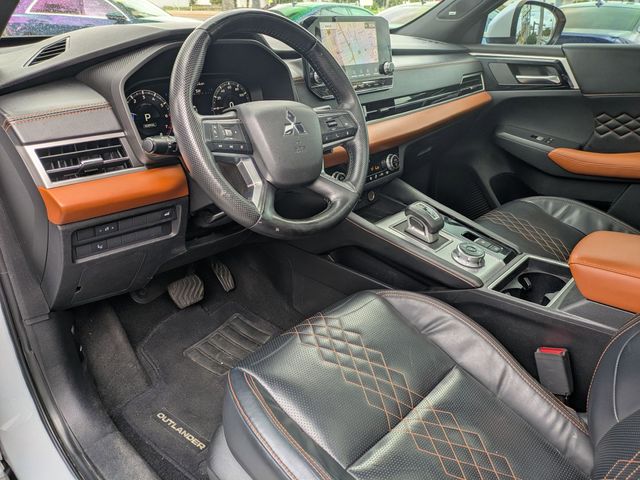 Used 2022 Mitsubishi Outlander SEL 4D Sport Utility